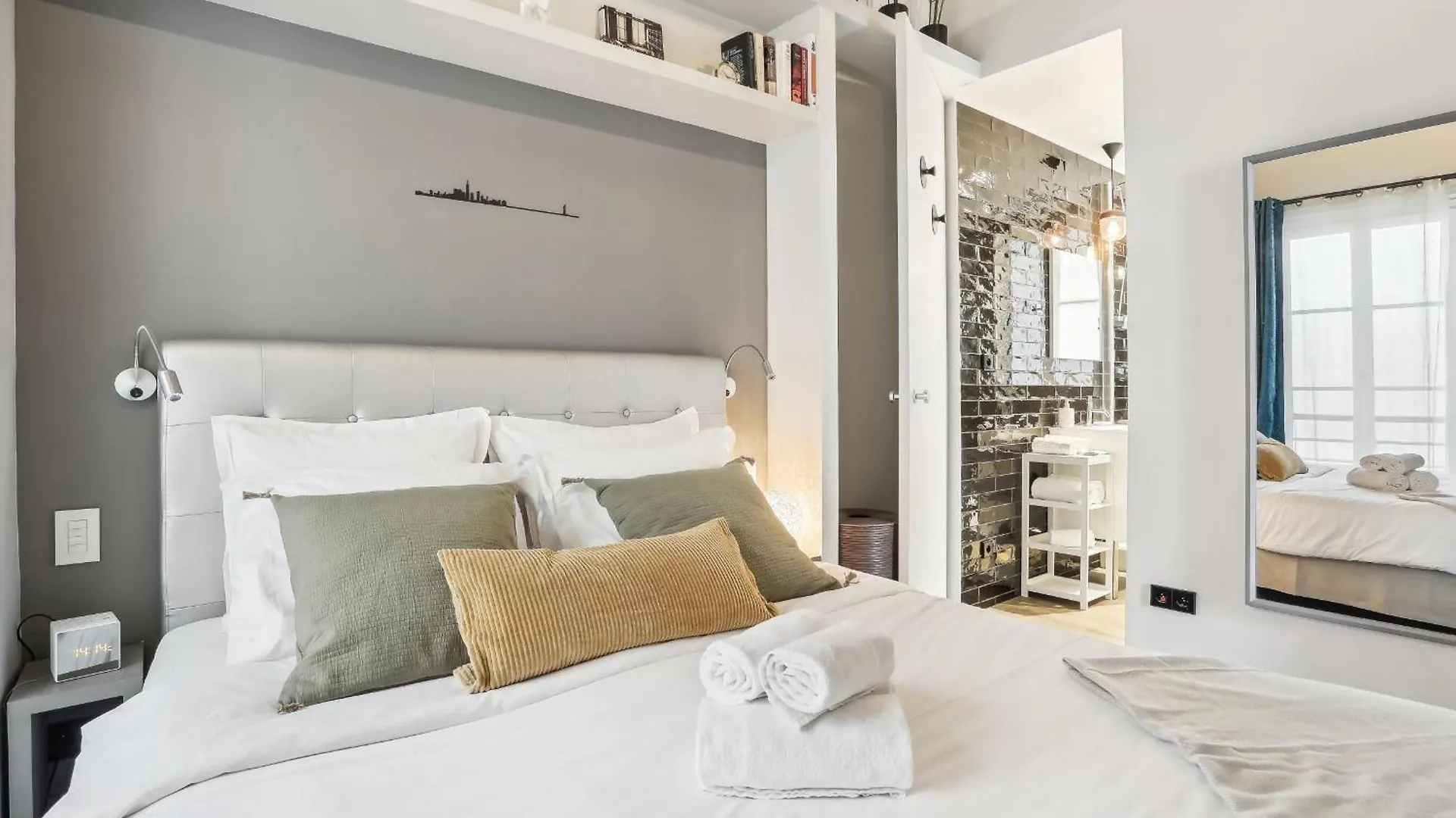 Bnbnova - Eiffel Tower & Champ De Mars - 1Br Paris
