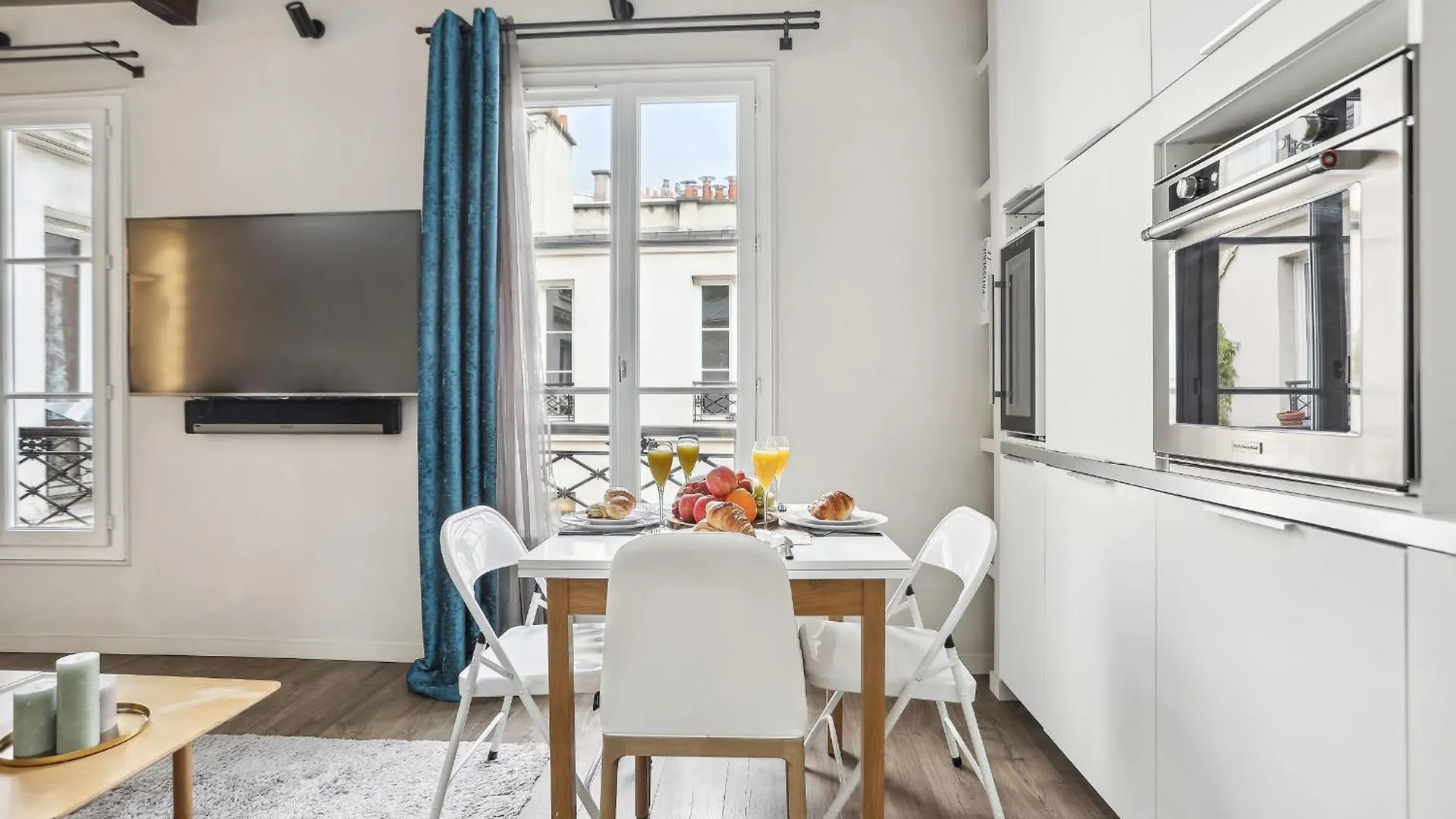Apartment Bnbnova - Eiffel Tower & Champ De Mars - 1Br Paris