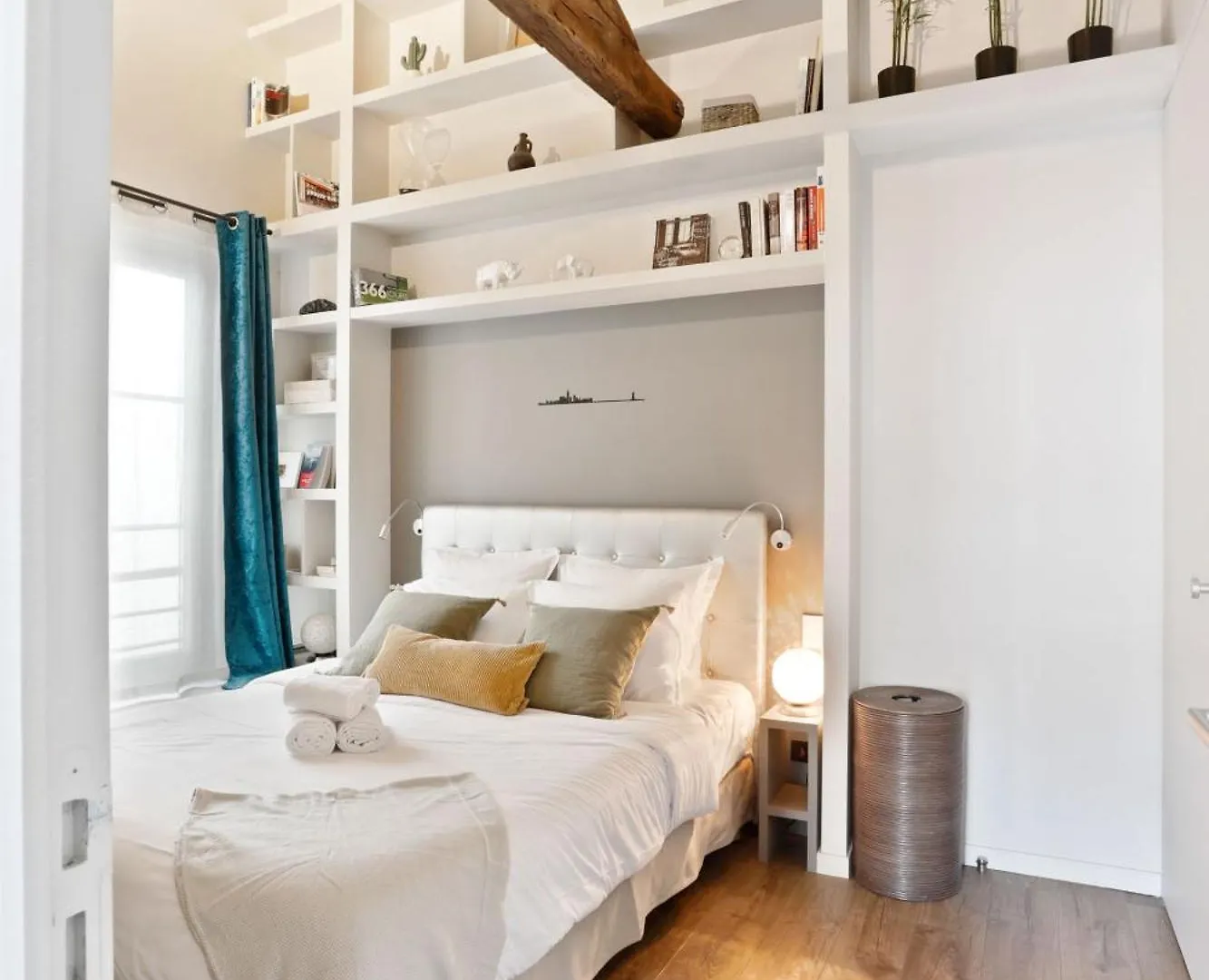 Bnbnova - Eiffel Tower & Champ De Mars - 1Br Paris Apartment